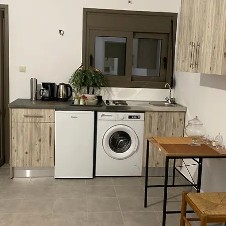 Konukevi Mani Spot 3*