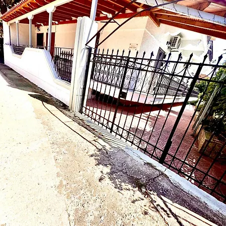 Konukevi Mani Spot Areopoli