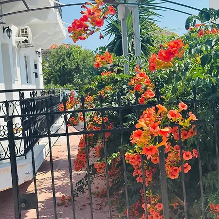 Mani Spot Gæstehus 3*