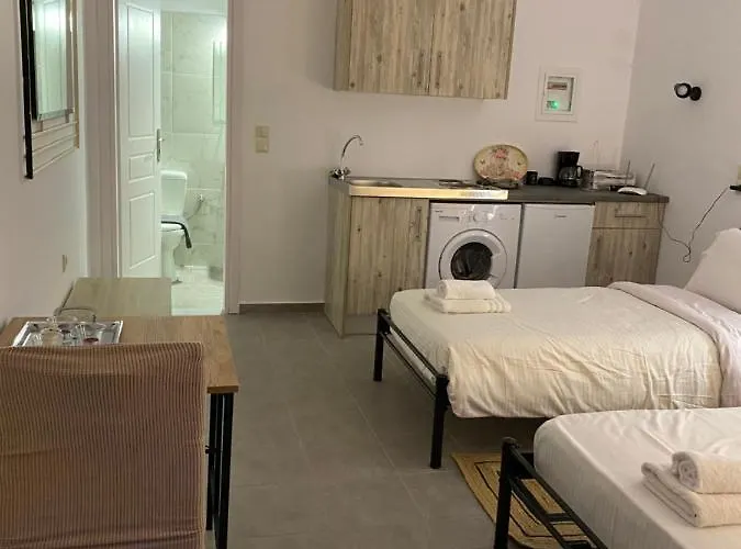 Mani Spot أريبوليس