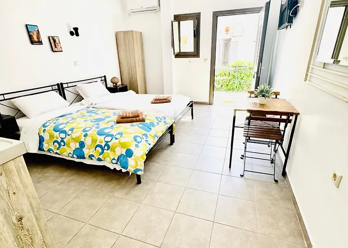 Mani Spot 3* أريبوليس